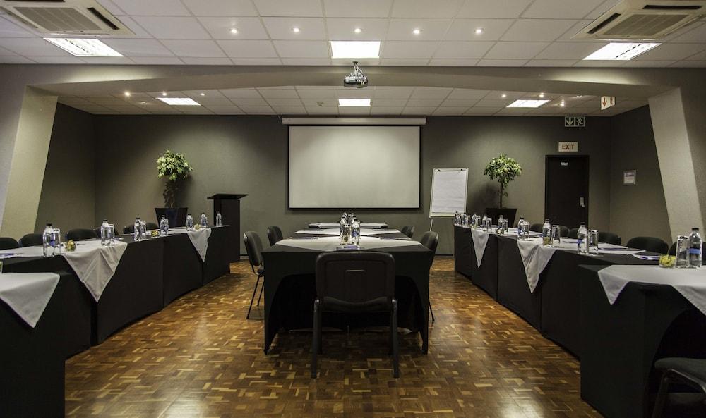 Inani Hotel Morning Star Pretoria Luaran gambar